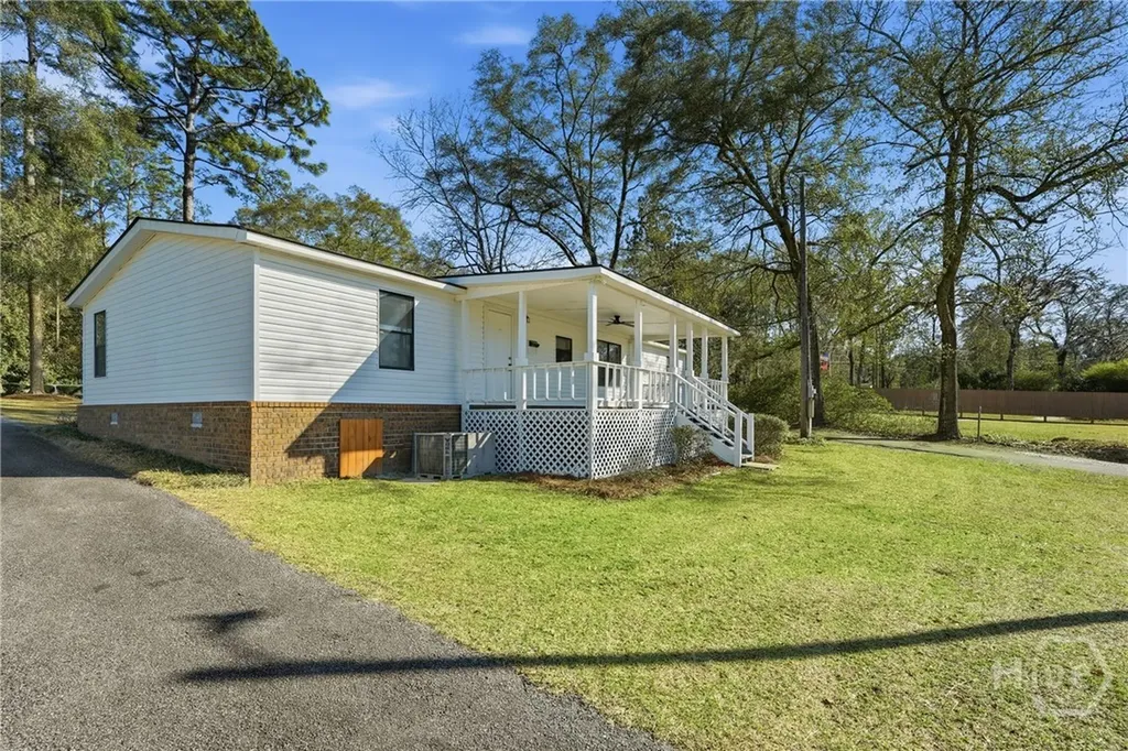 58 Pine Ridge Court Ellabell GA 31308
