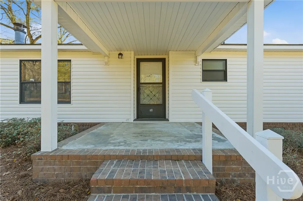 58 Pine Ridge Court Ellabell GA 31308