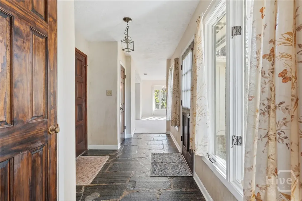 501 Wau Bun Drive Savannah GA 31419