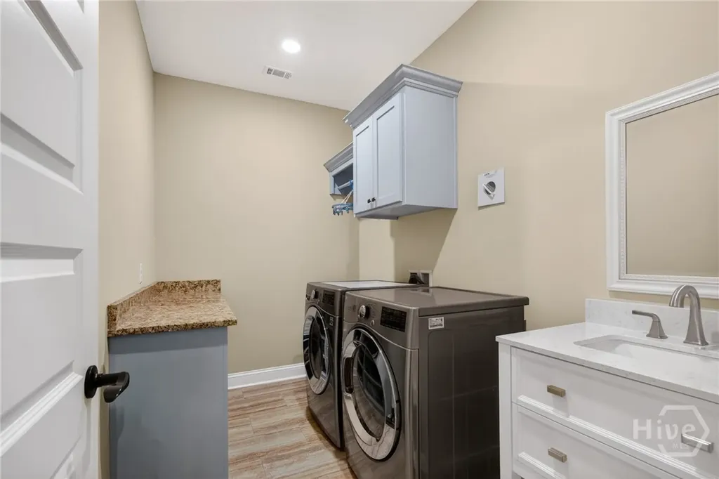 356 Palmer Place Lane NE Ludowici GA 31316