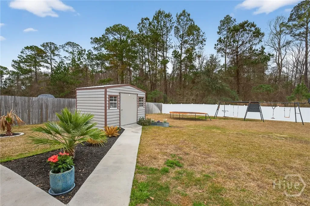 356 Palmer Place Lane NE Ludowici GA 31316
