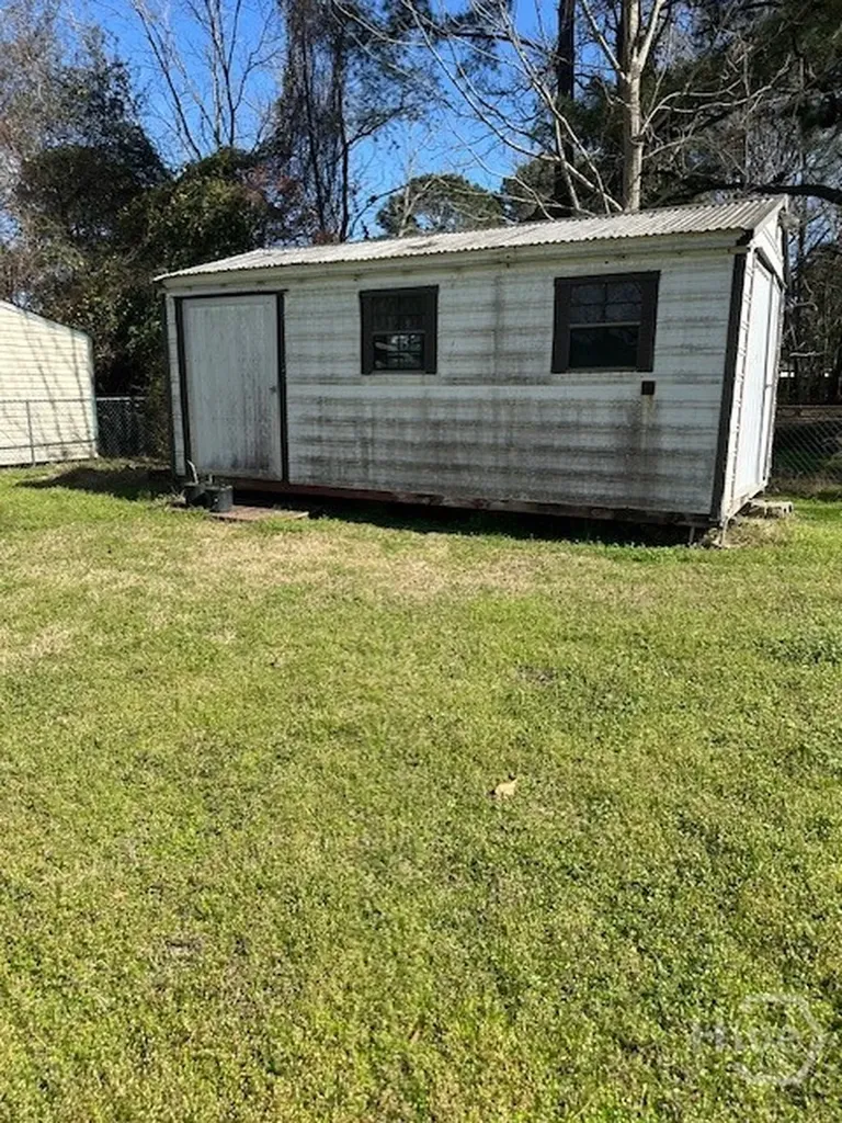 136 Burton Road Savannah GA 31405