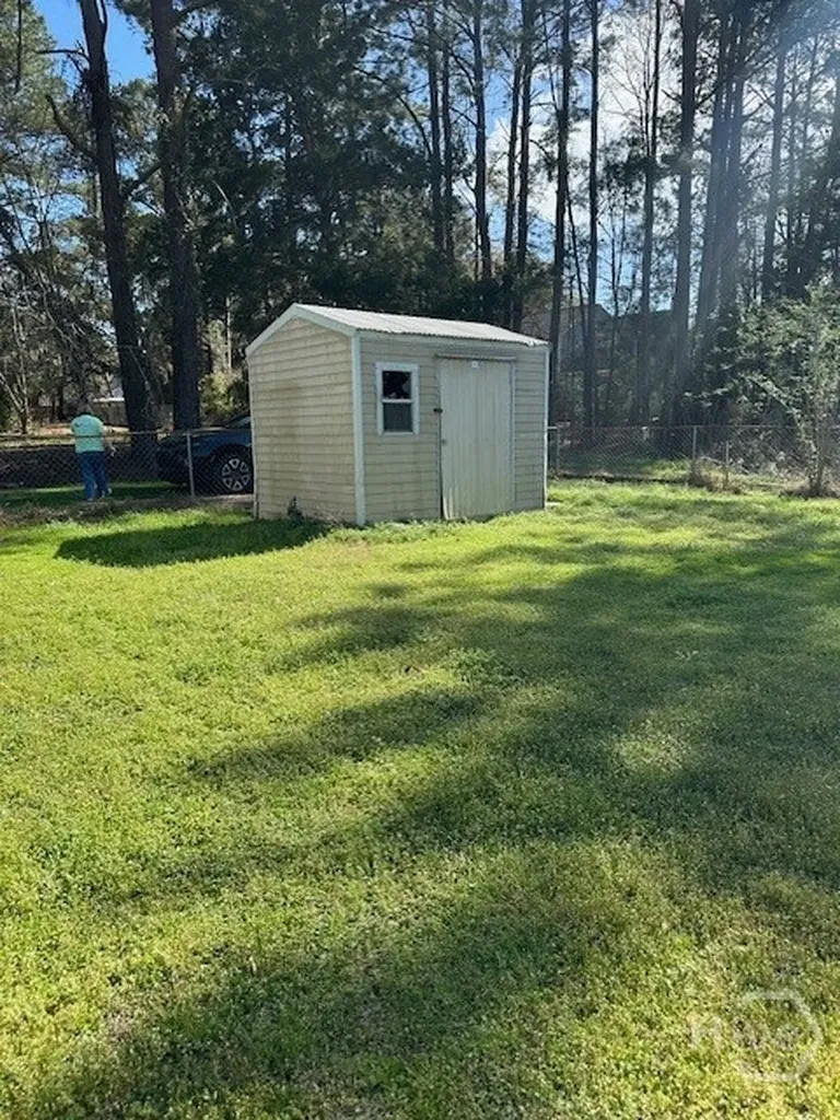 136 Burton Road Savannah GA 31405