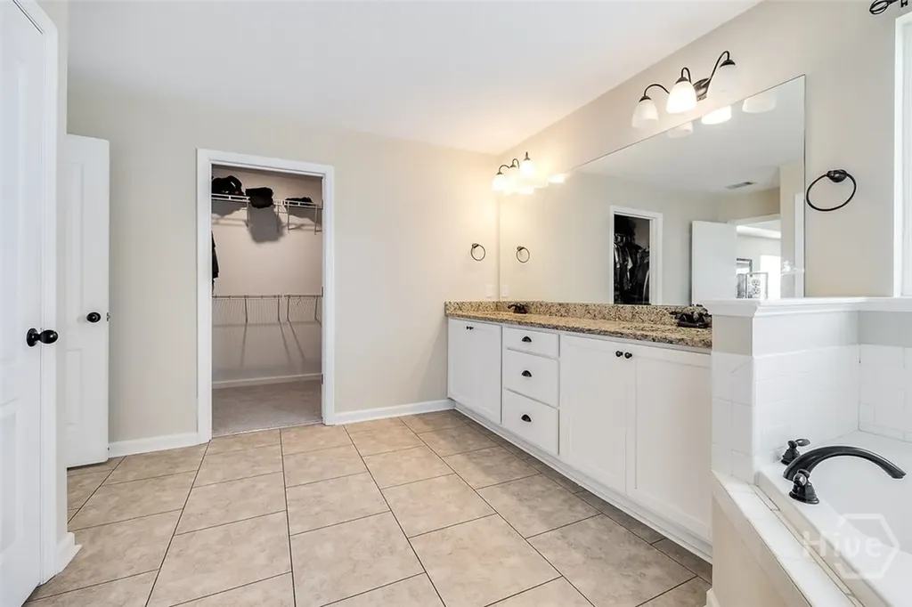 2 Oak Alley Guyton GA 31312
