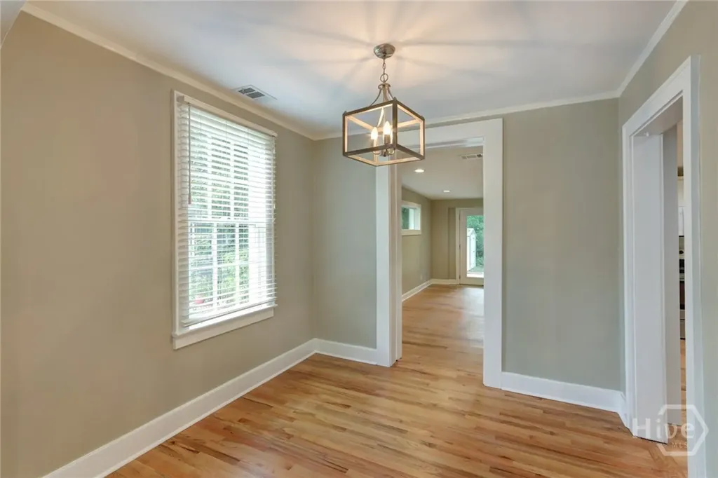 416 E 61st Street Savannah GA 31405