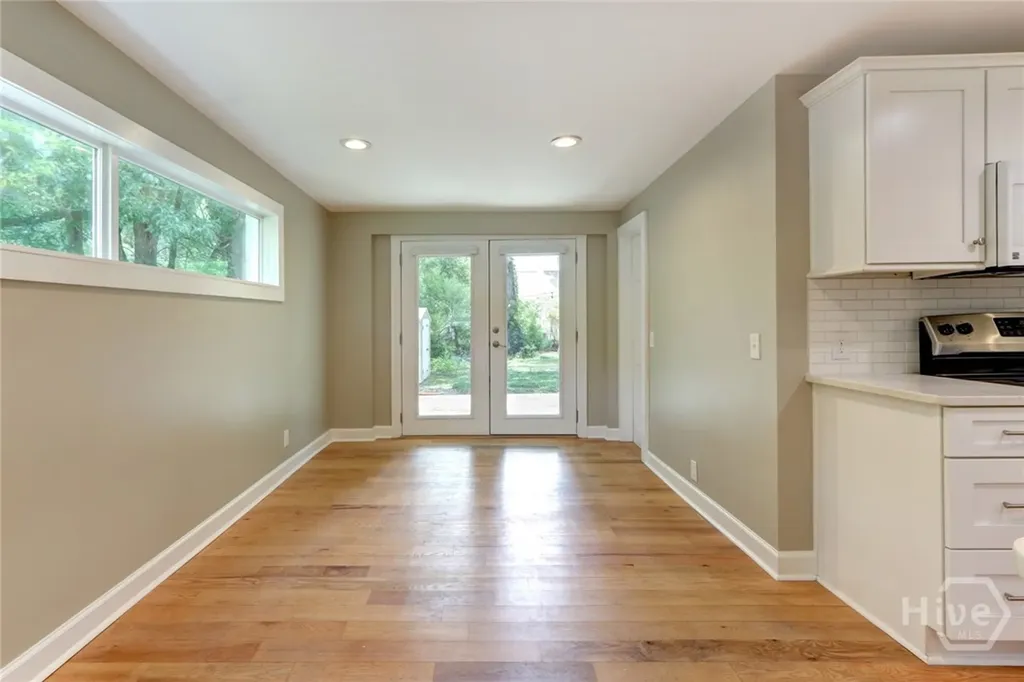 416 E 61st Street Savannah GA 31405