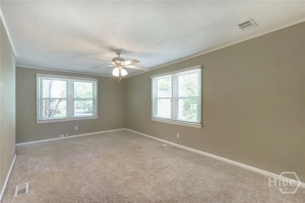 416 E 61st Street Savannah GA 31405