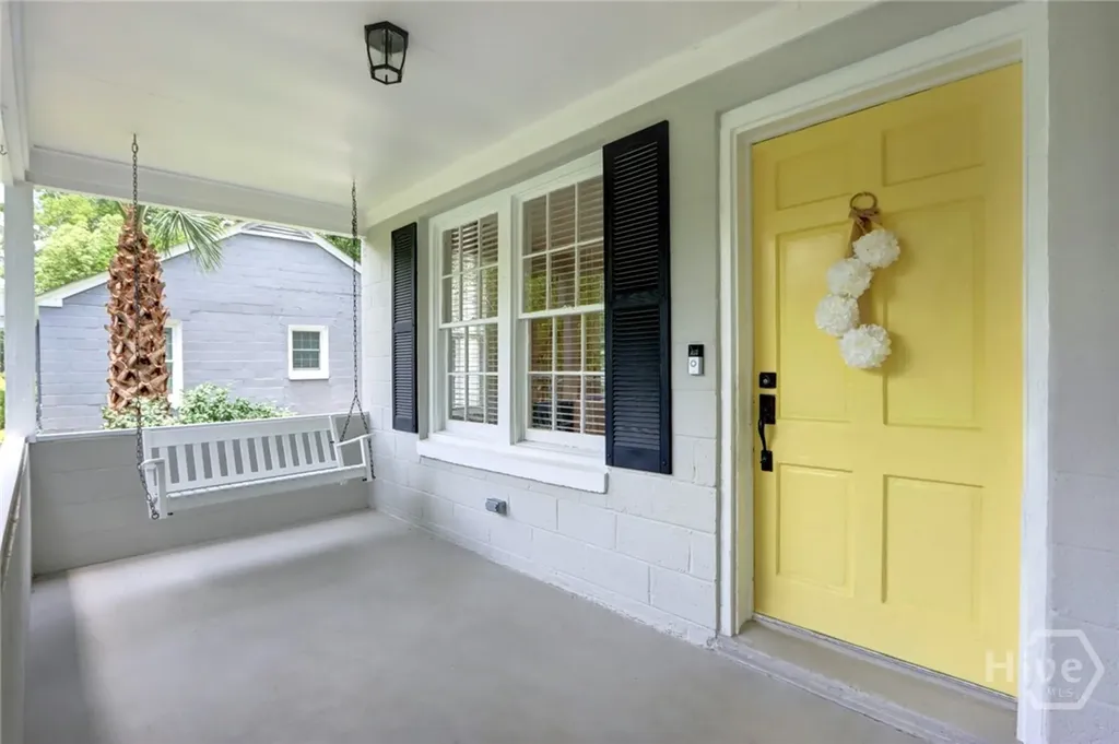 416 E 61st Street Savannah GA 31405