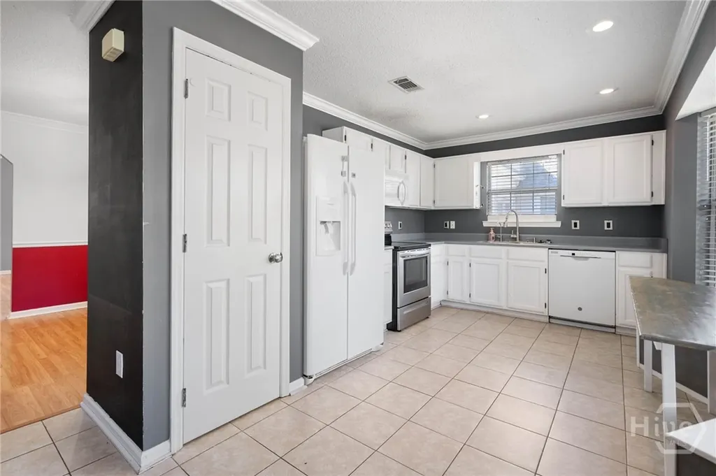 24 Saint Ives Drive Savannah GA 31419