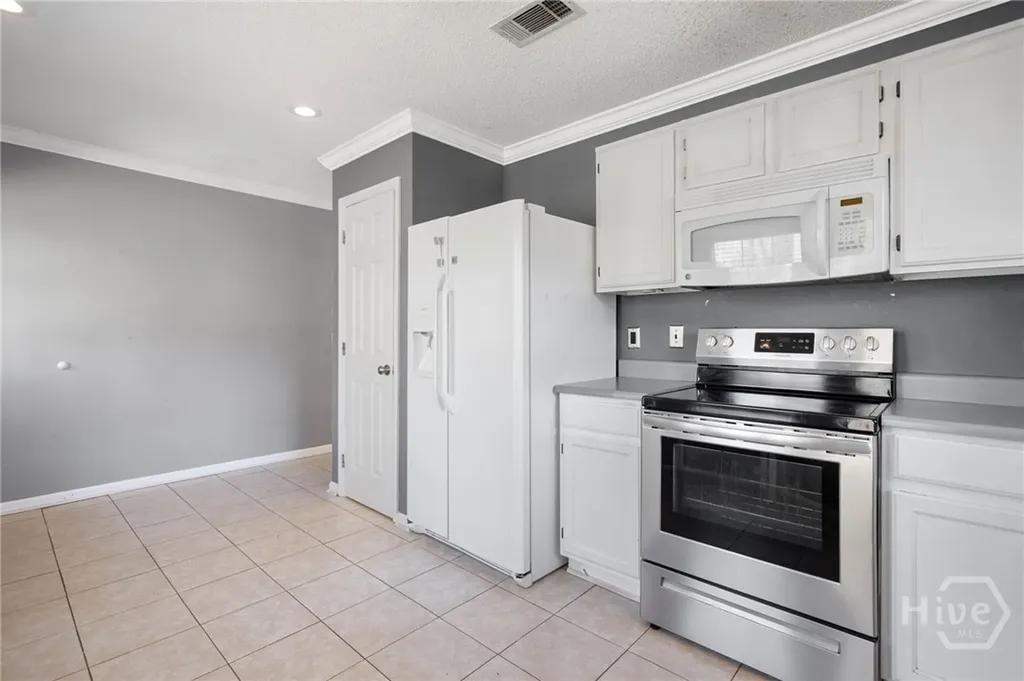 24 Saint Ives Drive Savannah GA 31419