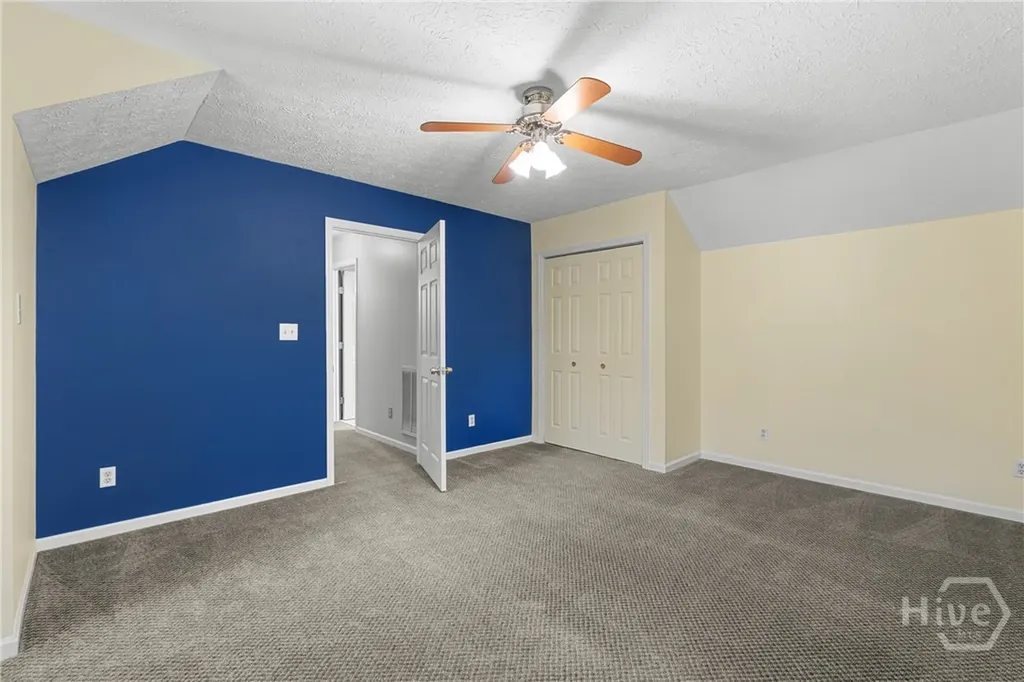 9 W Coquena Circle Savannah GA 31410