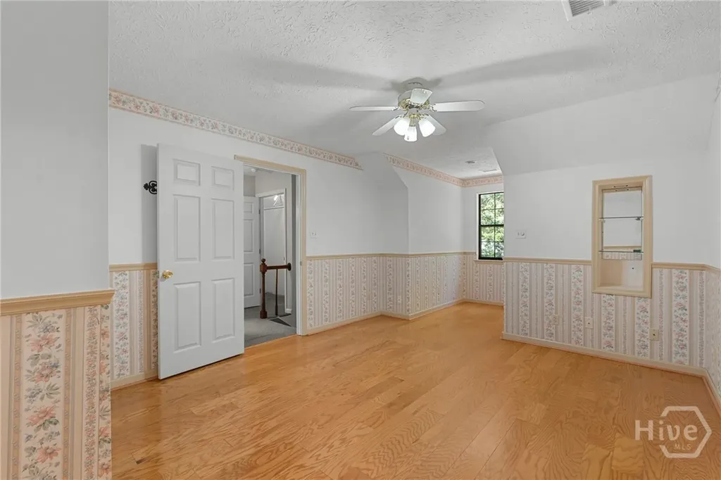 9 W Coquena Circle Savannah GA 31410
