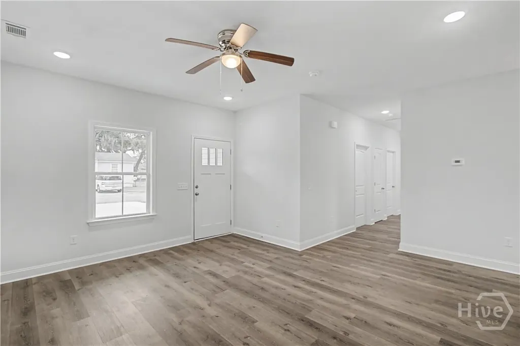 205 Bagley Avenue Hinesville GA 31313