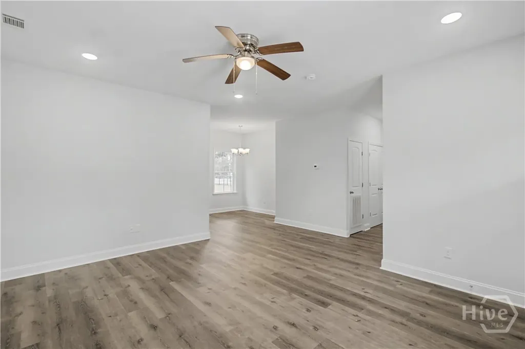 205 Bagley Avenue Hinesville GA 31313
