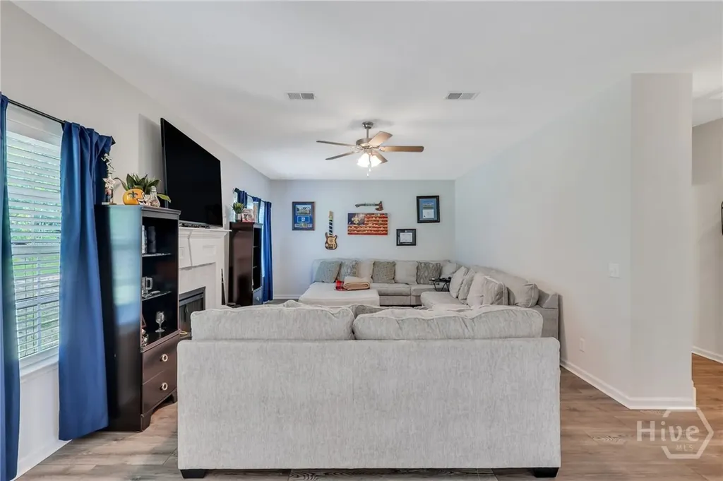 235 Sapwood Way Hinesville GA 31313