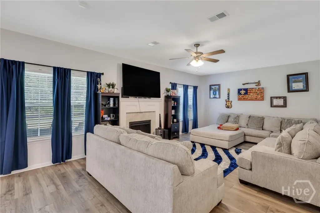 235 Sapwood Way Hinesville GA 31313