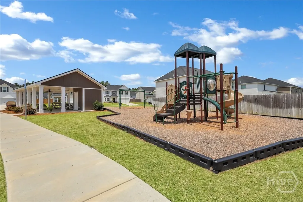 235 Sapwood Way Hinesville GA 31313