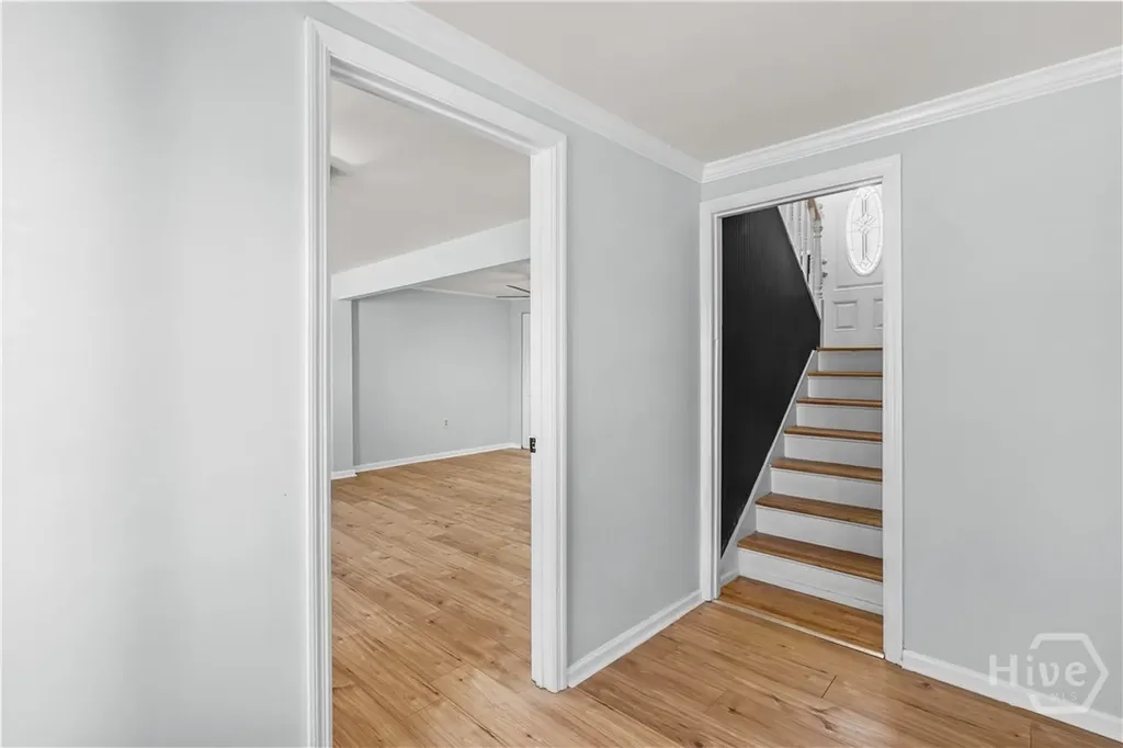 406 Valentine Drive Savannah GA 31406