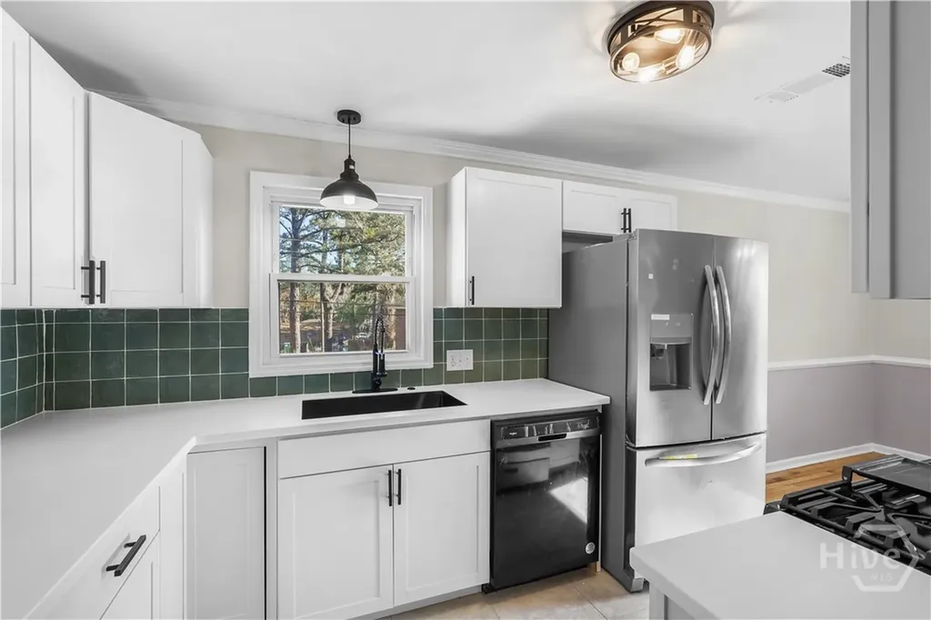 406 Valentine Drive Savannah GA 31406