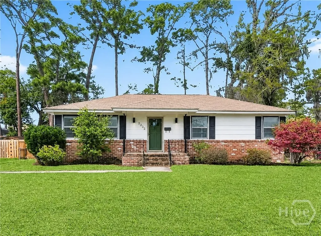 2232 Daffin Drive Savannah GA 31404