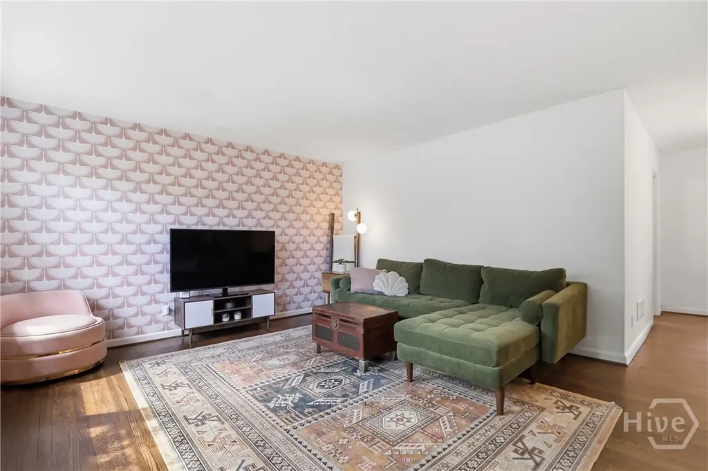 2232 Daffin Drive Savannah GA 31404