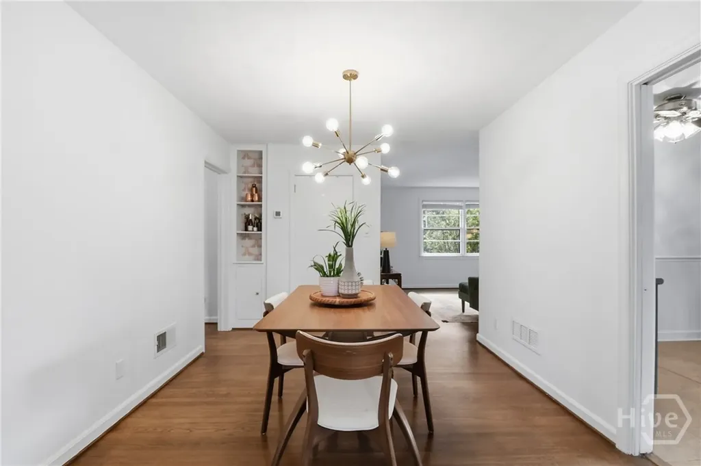 2232 Daffin Drive Savannah GA 31404