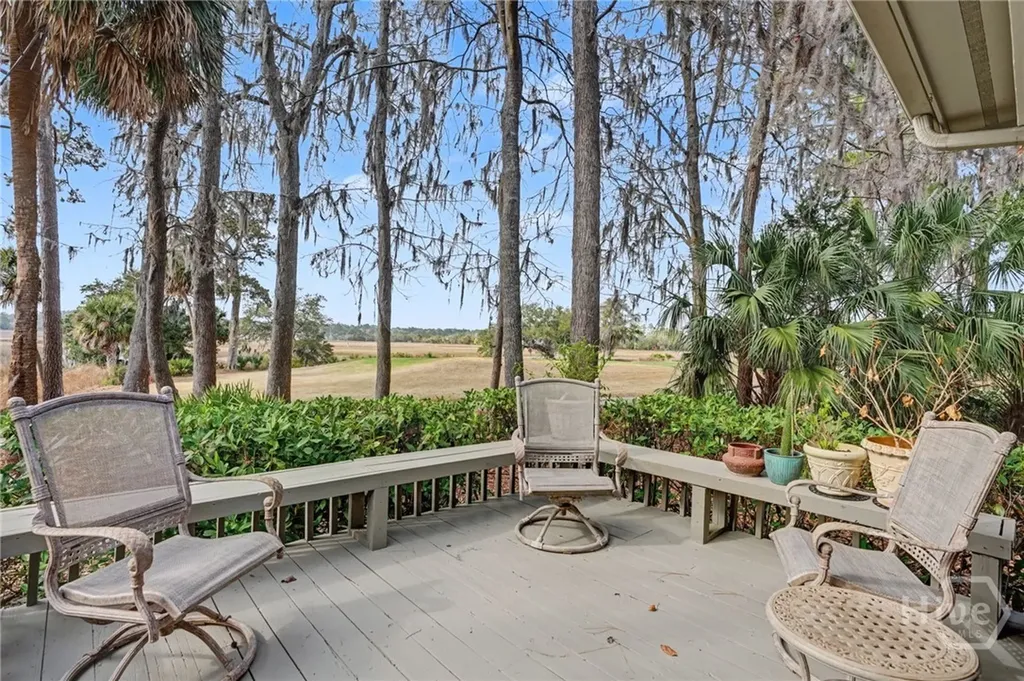 5 Bishopwood Court Savannah GA 31411