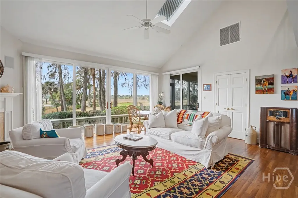 5 Bishopwood Court Savannah GA 31411