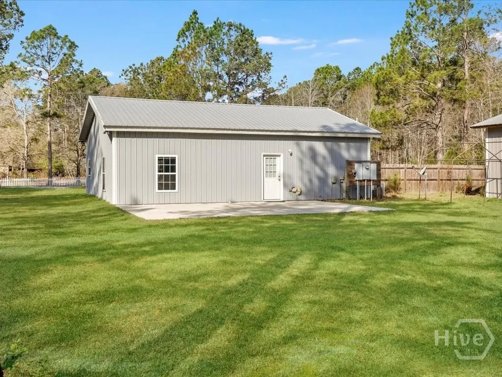1725 Nixon Chapel Road Springfield GA 31329