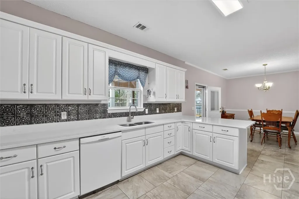 330 Central Avenue Guyton GA 31312
