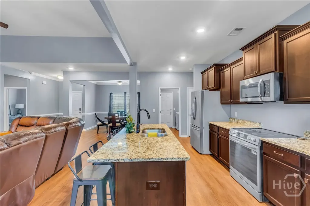 128 Vale Loop Savannah GA 31405