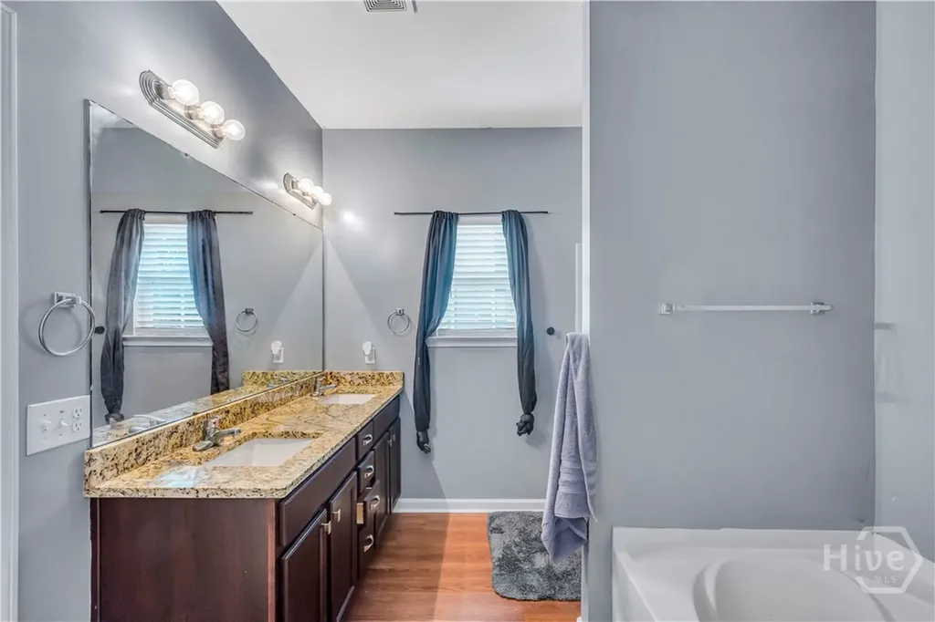 128 Vale Loop Savannah GA 31405