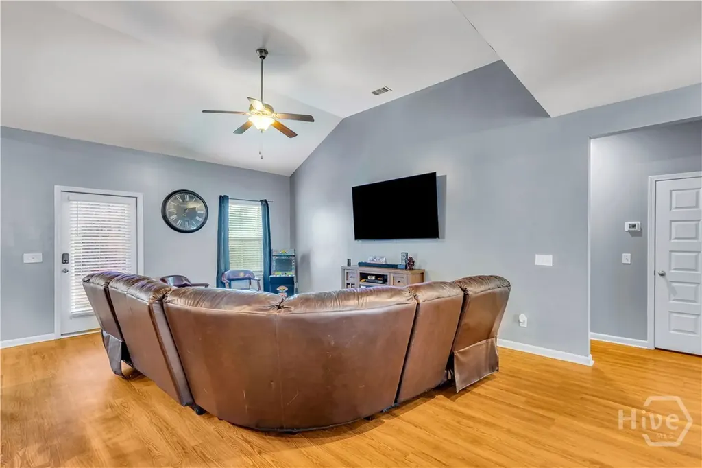 128 Vale Loop Savannah GA 31405