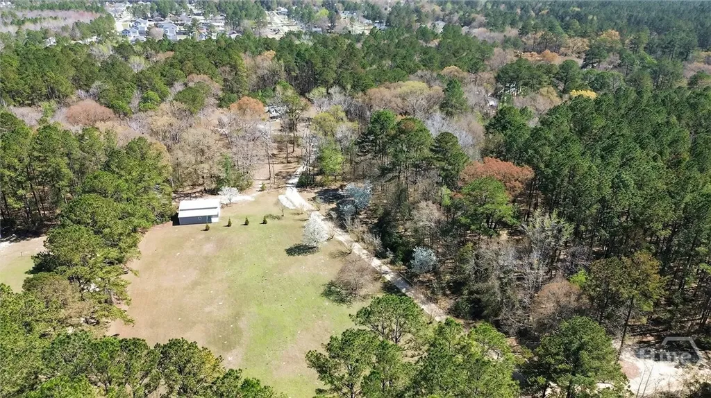 560 Log Landing Road Springfield GA 31329