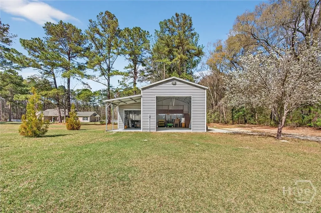 560 Log Landing Road Springfield GA 31329
