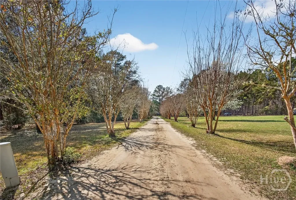 560 Log Landing Road Springfield GA 31329