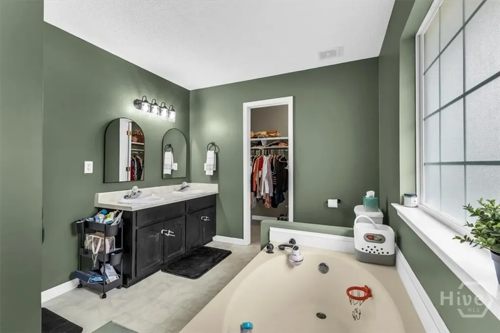 153 Hughes Drive Midway GA 31320