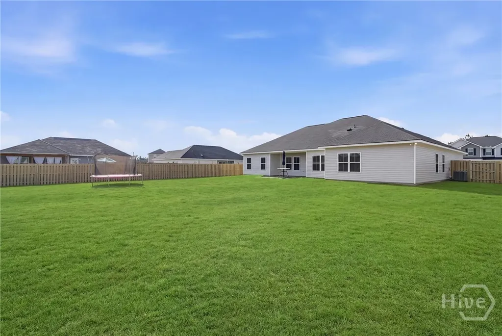 46 Mcclelland Loop NE Ludowici GA 31316