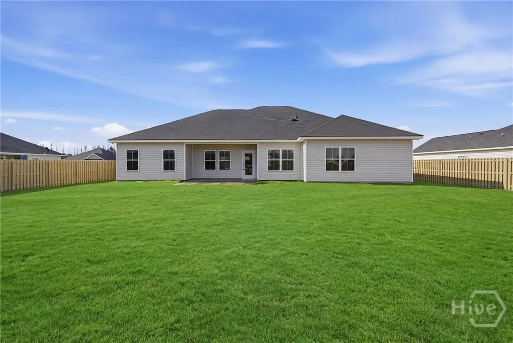 46 Mcclelland Loop NE Ludowici GA 31316