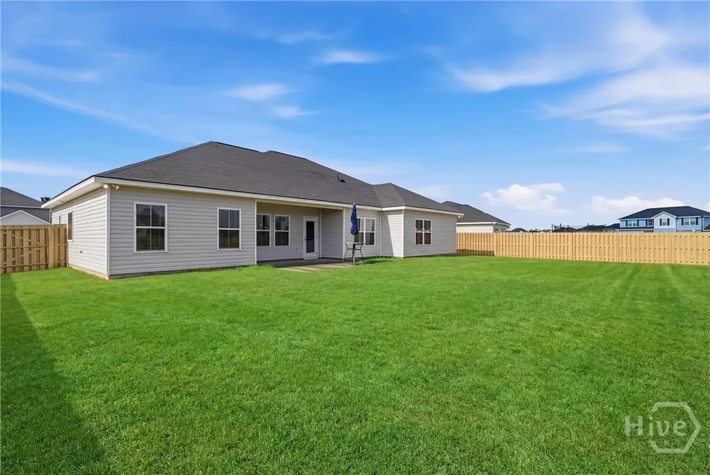 46 Mcclelland Loop NE Ludowici GA 31316