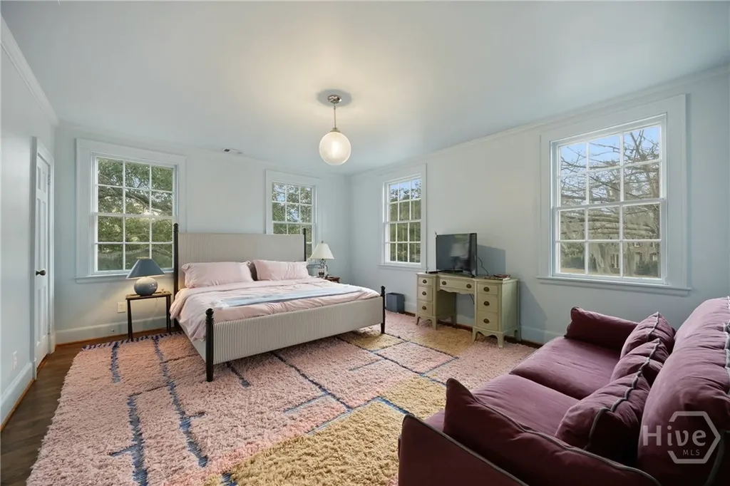 625 E 46th Street Savannah GA 31405