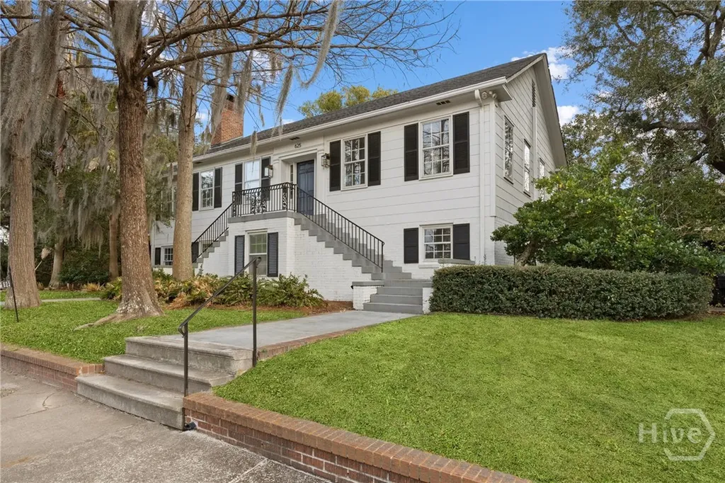 625 E 46th Street Savannah GA 31405