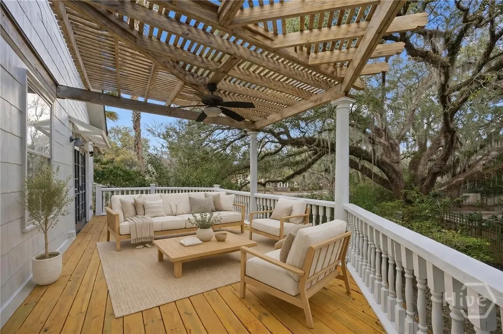 625 E 46th Street Savannah GA 31405