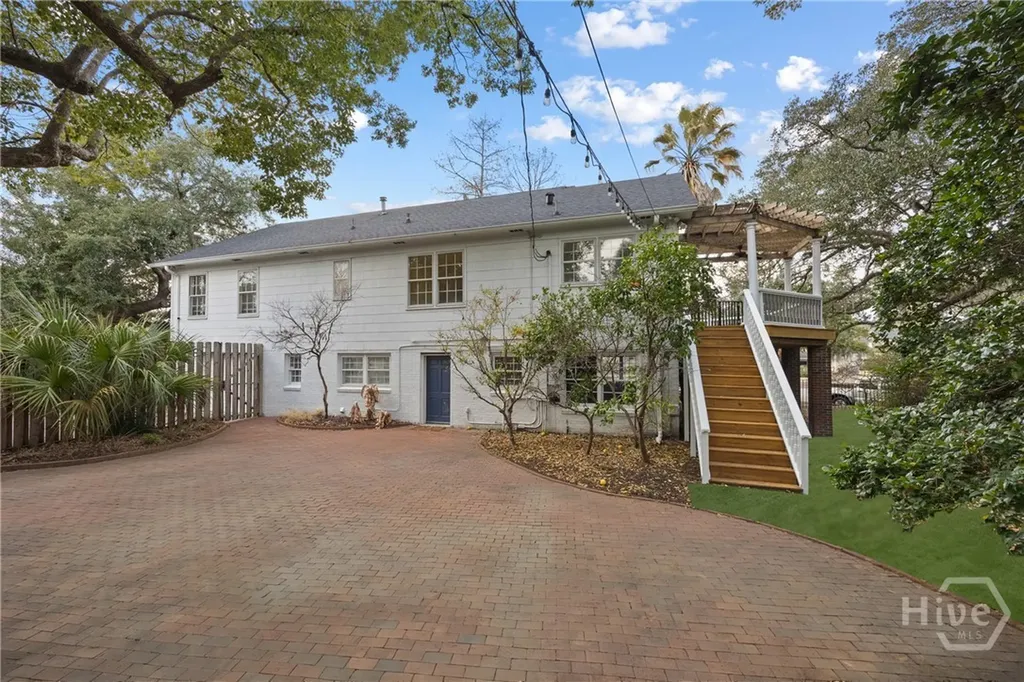 625 E 46th Street Savannah GA 31405