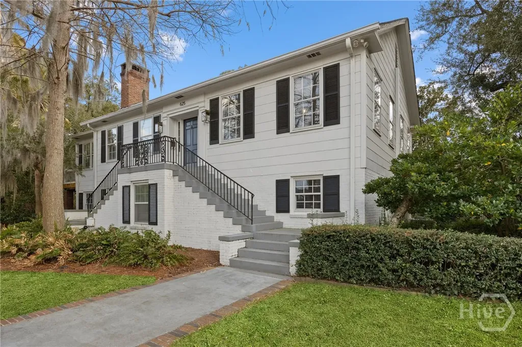 625 E 46th Street Savannah GA 31405