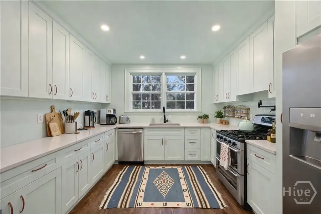 625 E 46th Street Savannah GA 31405