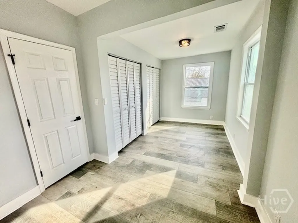 1137 E Gwinnett Street Savannah GA 31404