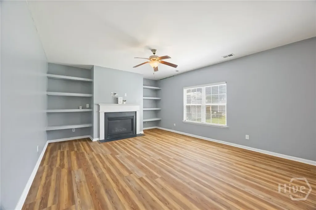 189 Savannah Lane Richmond Hill GA 31324