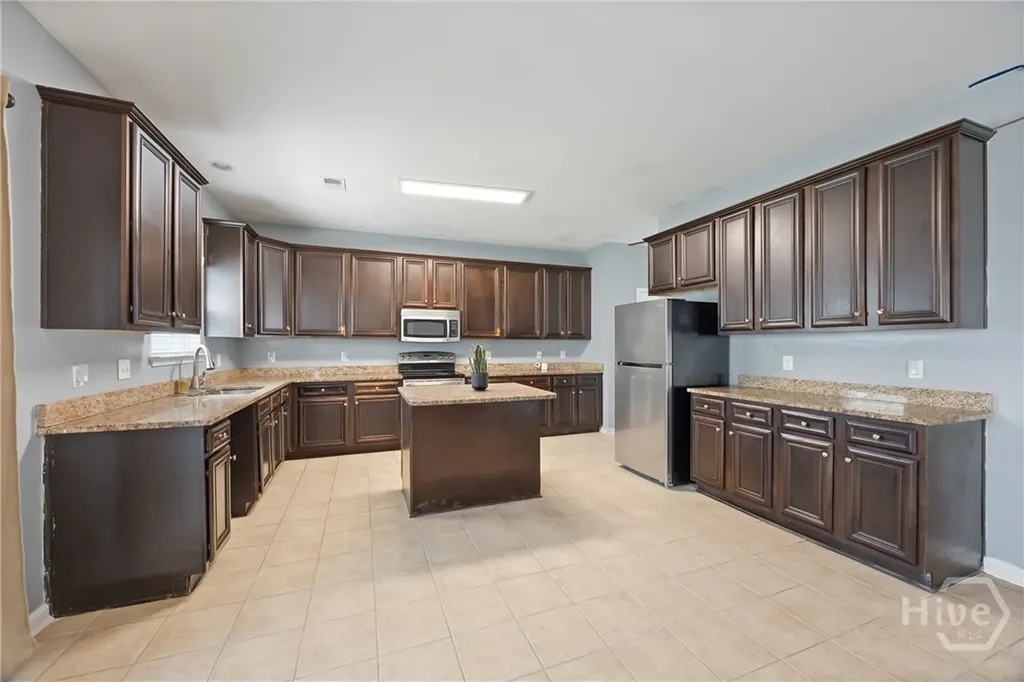 189 Savannah Lane Richmond Hill GA 31324