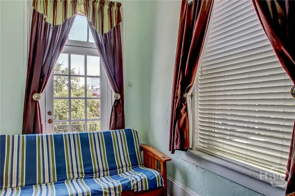 132 E Oglethorpe Avenue Savannah GA 31401